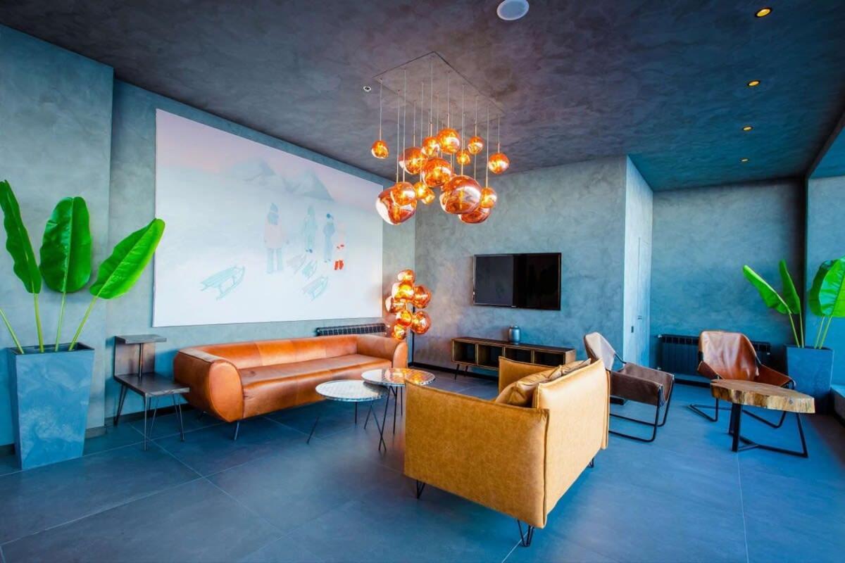 Apartment Stylish With Balcony In Marshall Project *